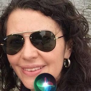 Meet your Posher, Gloria